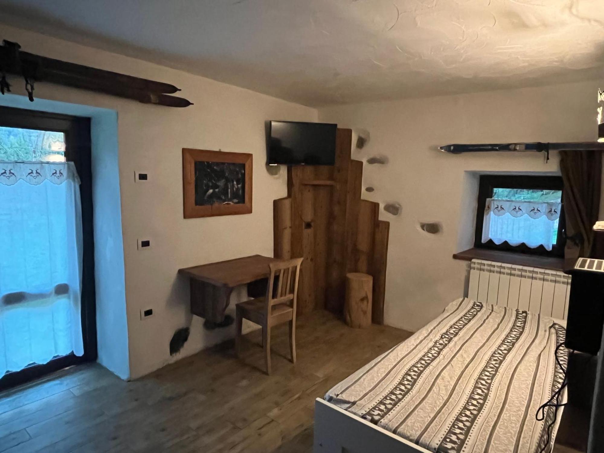La Locanda Delle Pulci Bio Welness Mezzana  Buitenkant foto