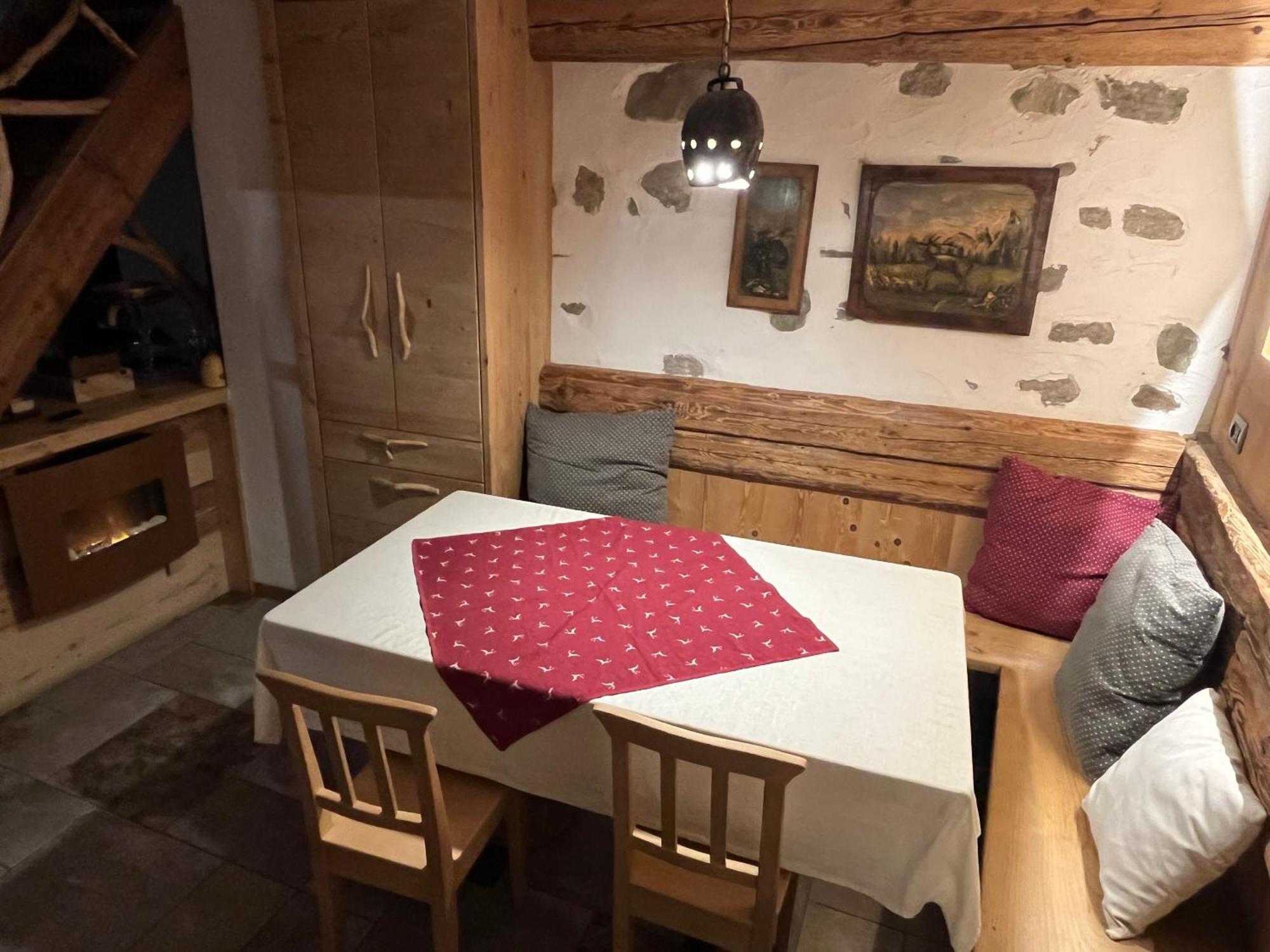 La Locanda Delle Pulci Bio Welness Mezzana  Buitenkant foto