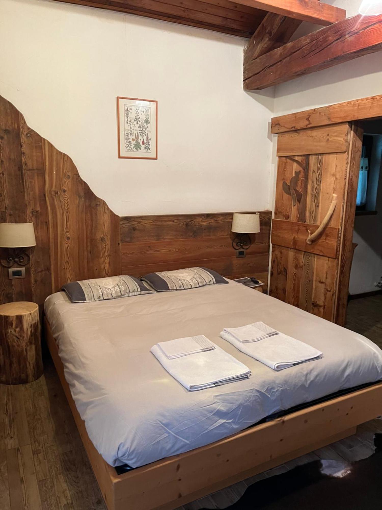 La Locanda Delle Pulci Bio Welness Mezzana  Buitenkant foto